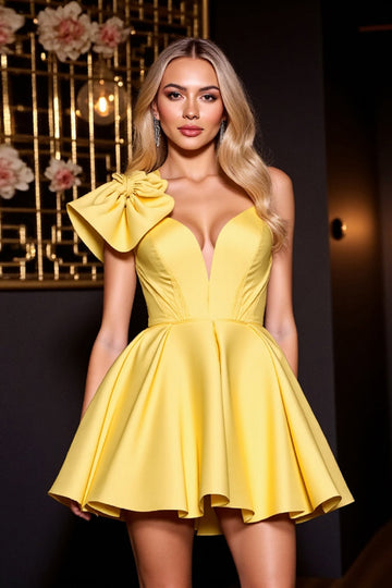 Yellow Satin A Line Spaghetti Straps Short Homecoming Dress